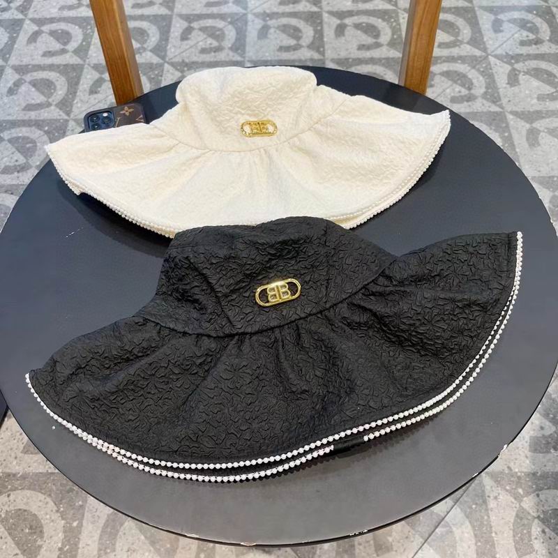 Balenciaga hat 062701